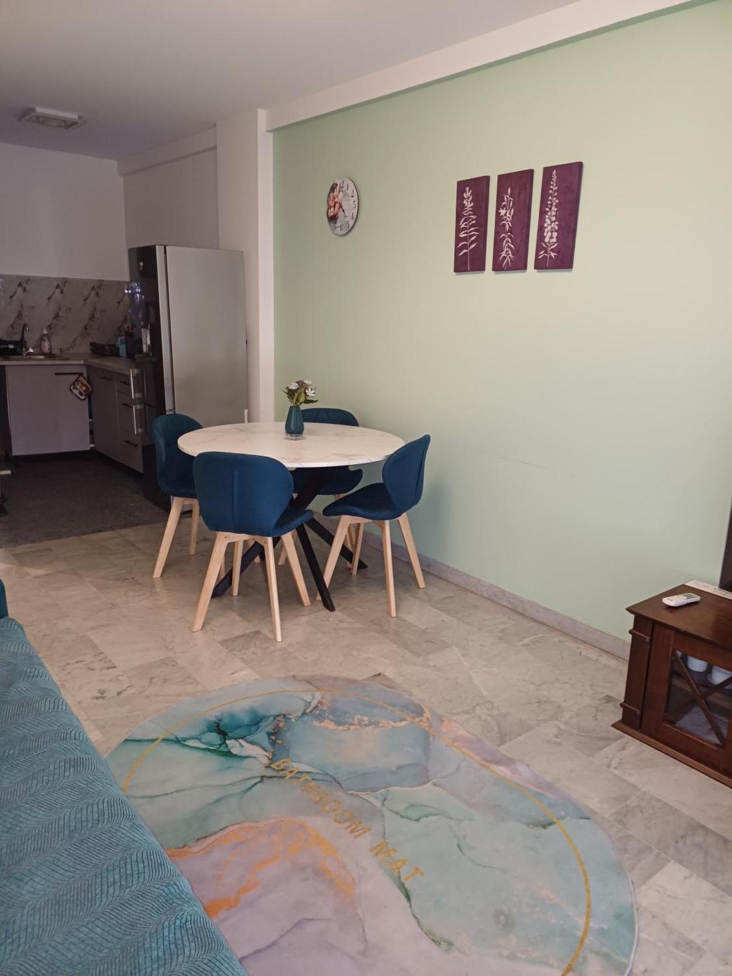F1 Pres Tramway Et Appartement